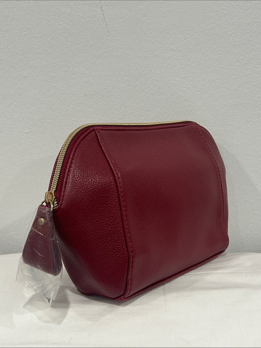 Brand new burgundy Cosmetic pouch - Picture 2 of 5